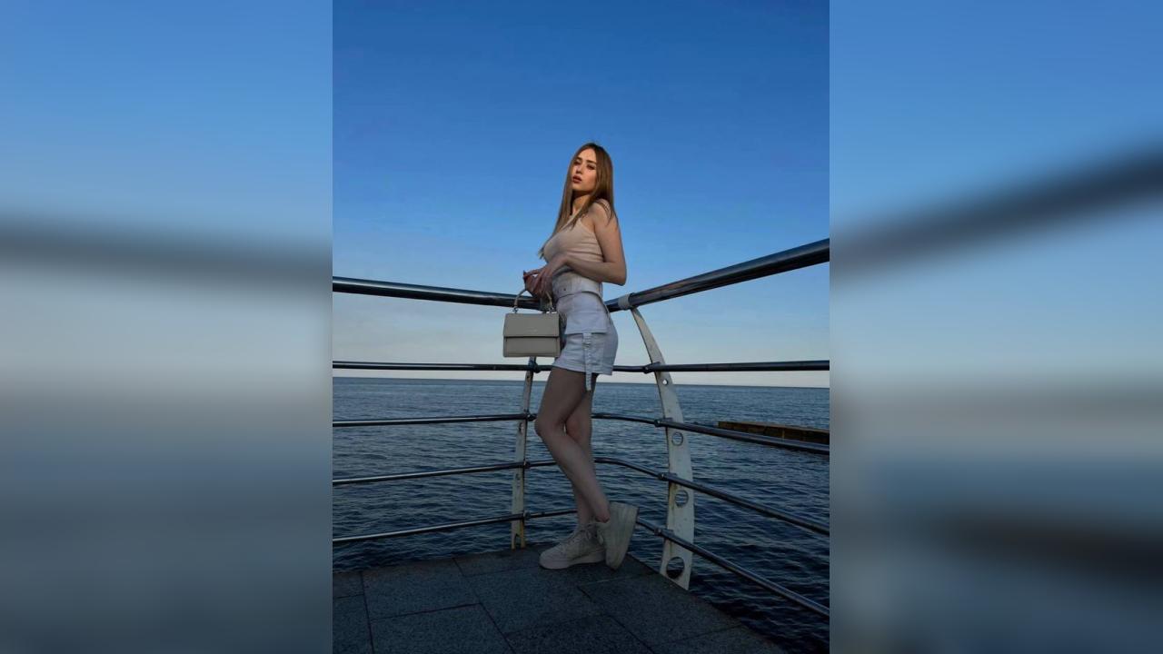 Webcam chat profile for Aritto