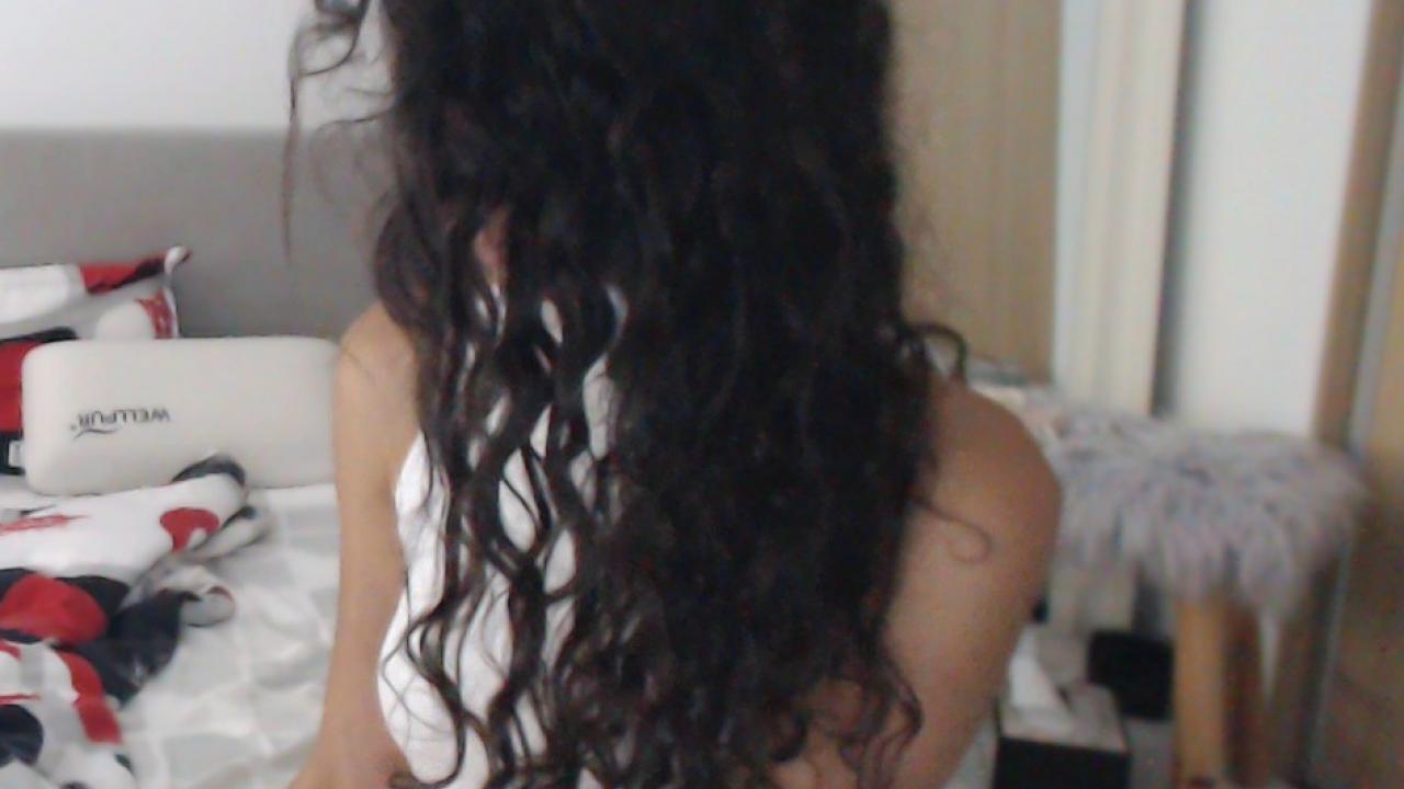 Webcam chat profile for LongSkinnyLegs: Dancing