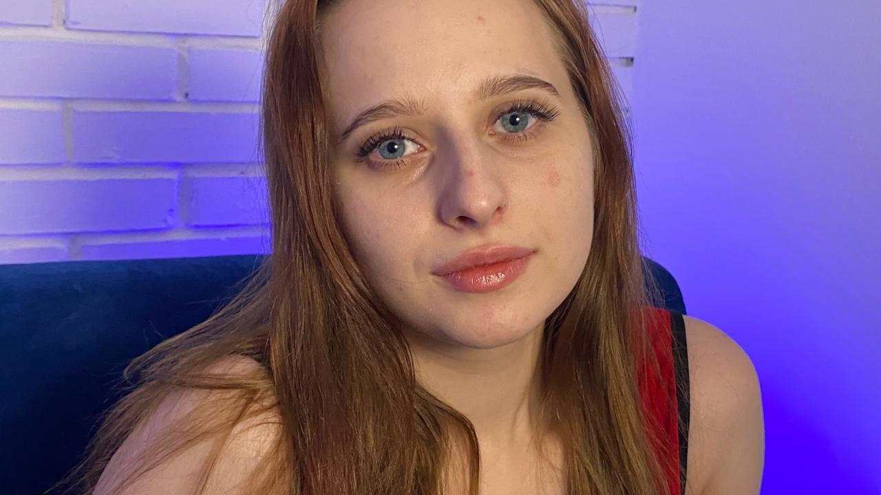 Webcam chat profile for CuteLily: Bondage & discipline