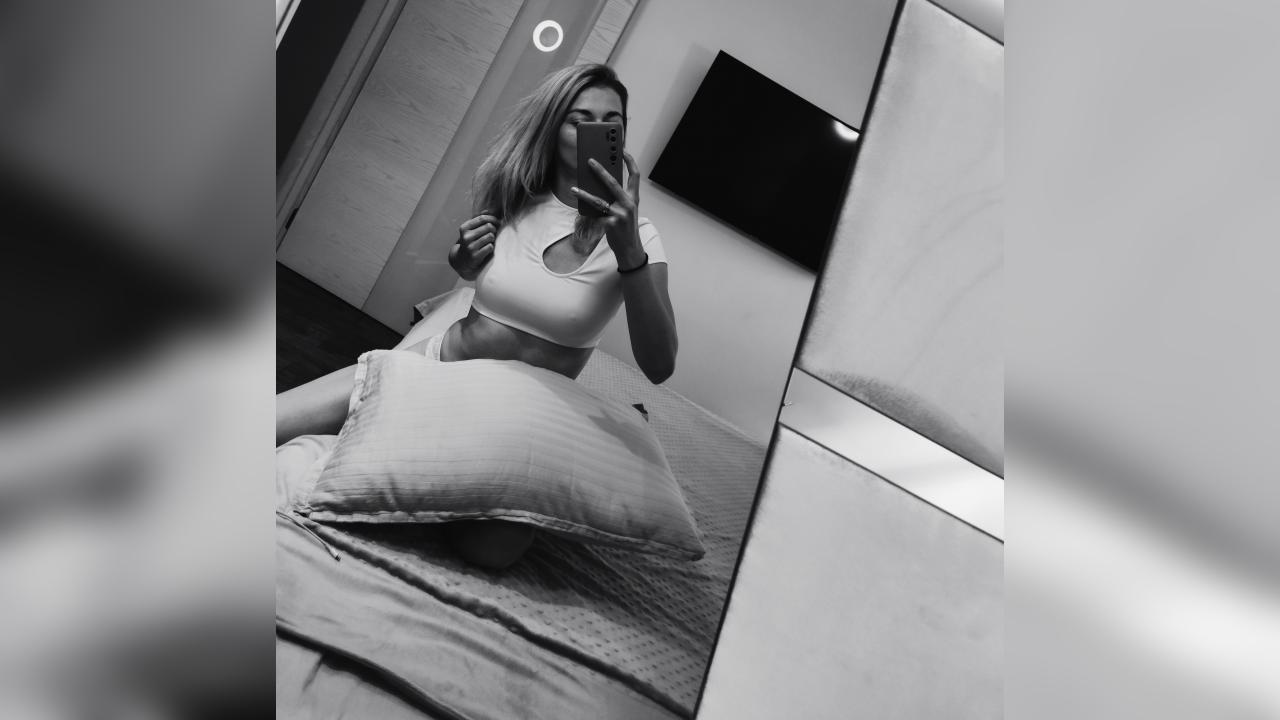 Webcam chat profile for MilaKim: Outfits