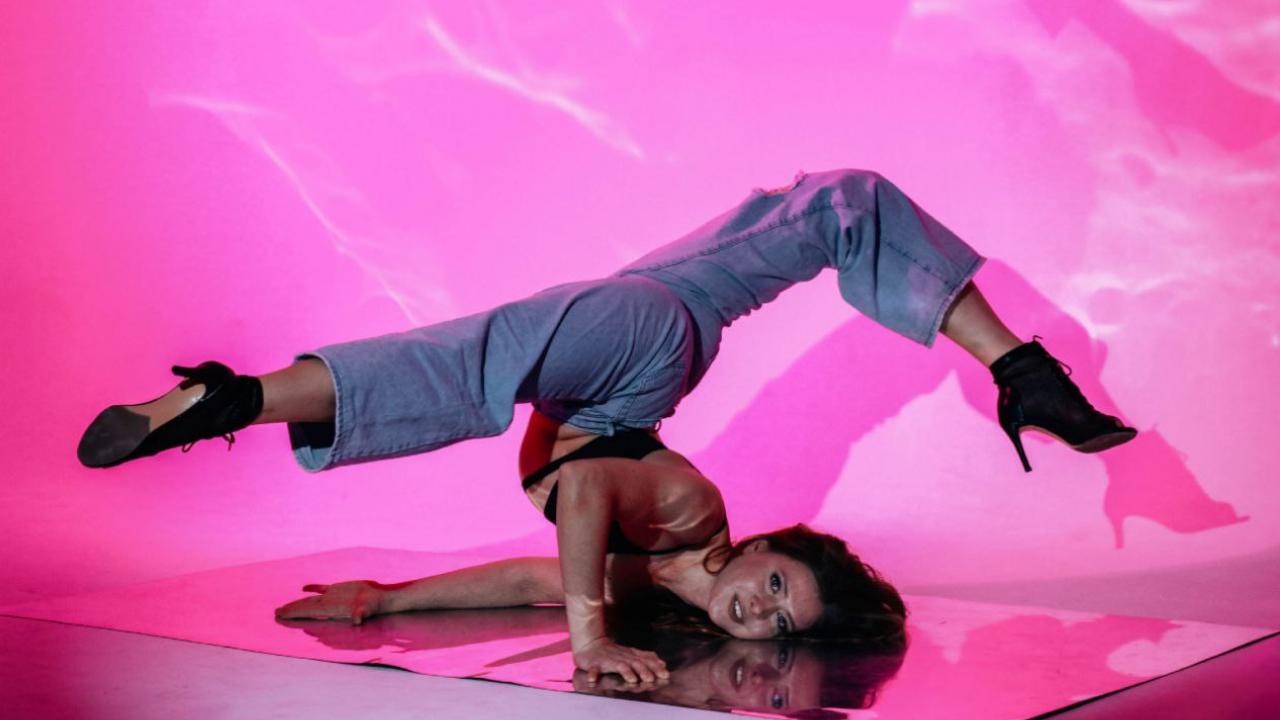 Webcam chat profile for FlexKitty: Dominatrix