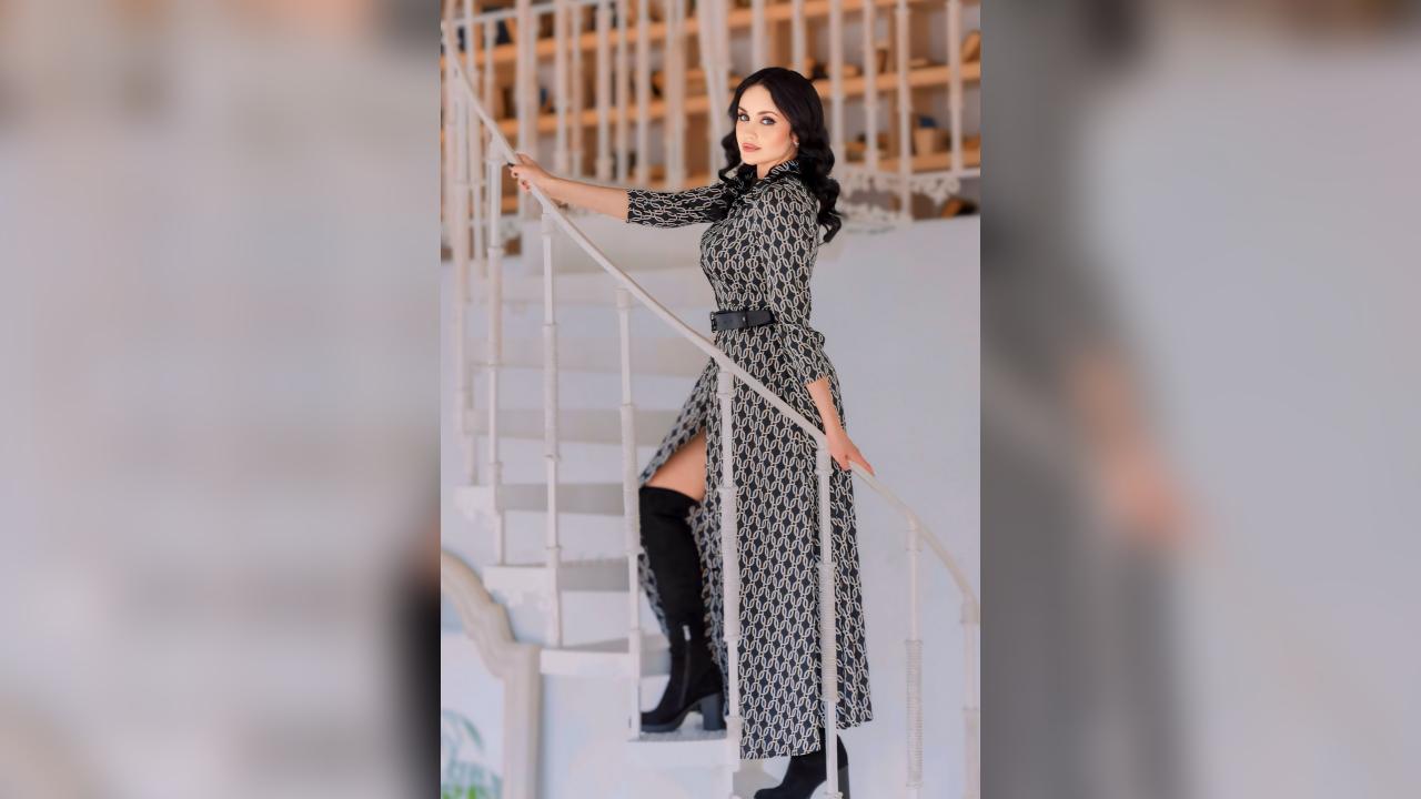 Webcam chat profile for MiracleNatalie: Legs, feet & shoes