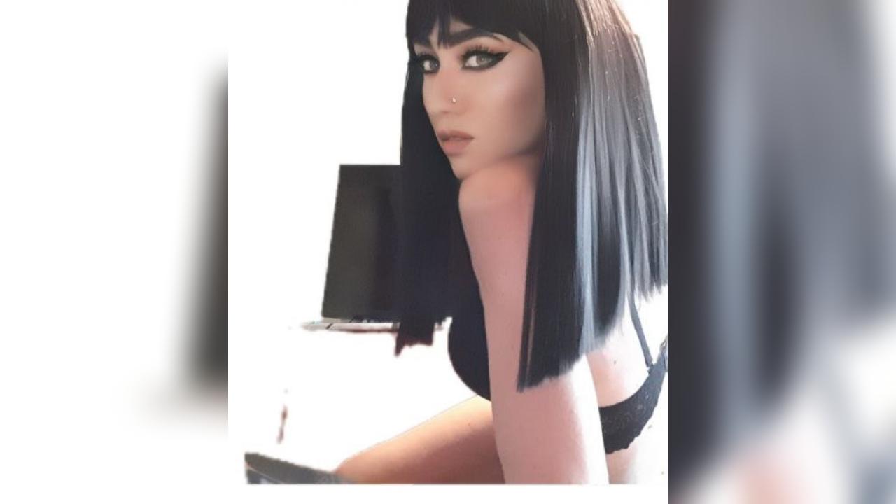 Webcam chat profile for 001Mistress: Conversation