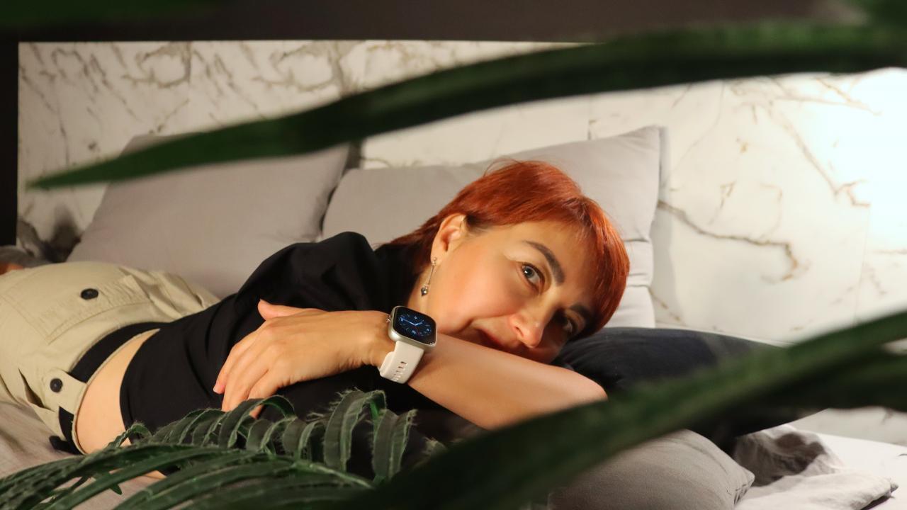Webcam chat profile for SofiaBlaze: Legs, feet & shoes