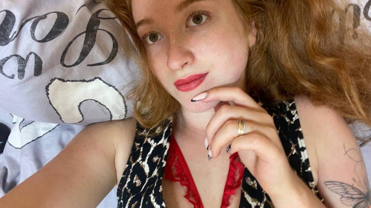 Webcam chat profile for Andriana: Ask about my Hobbies