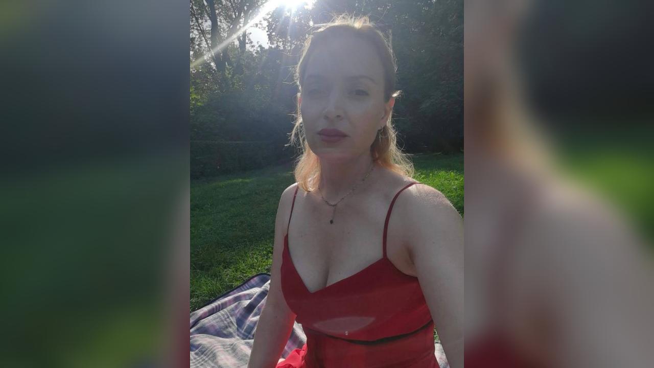 Webcam chat profile for Tianae: Music