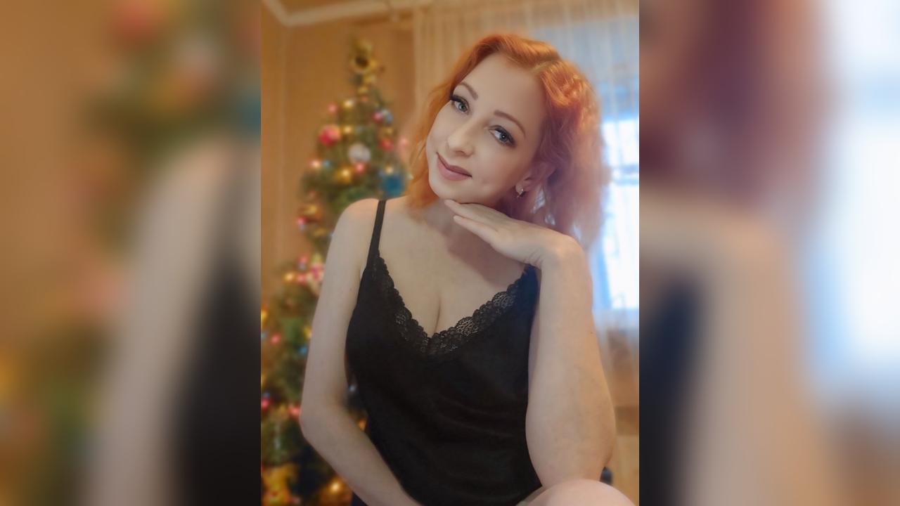 Webcam chat profile for HotMood0