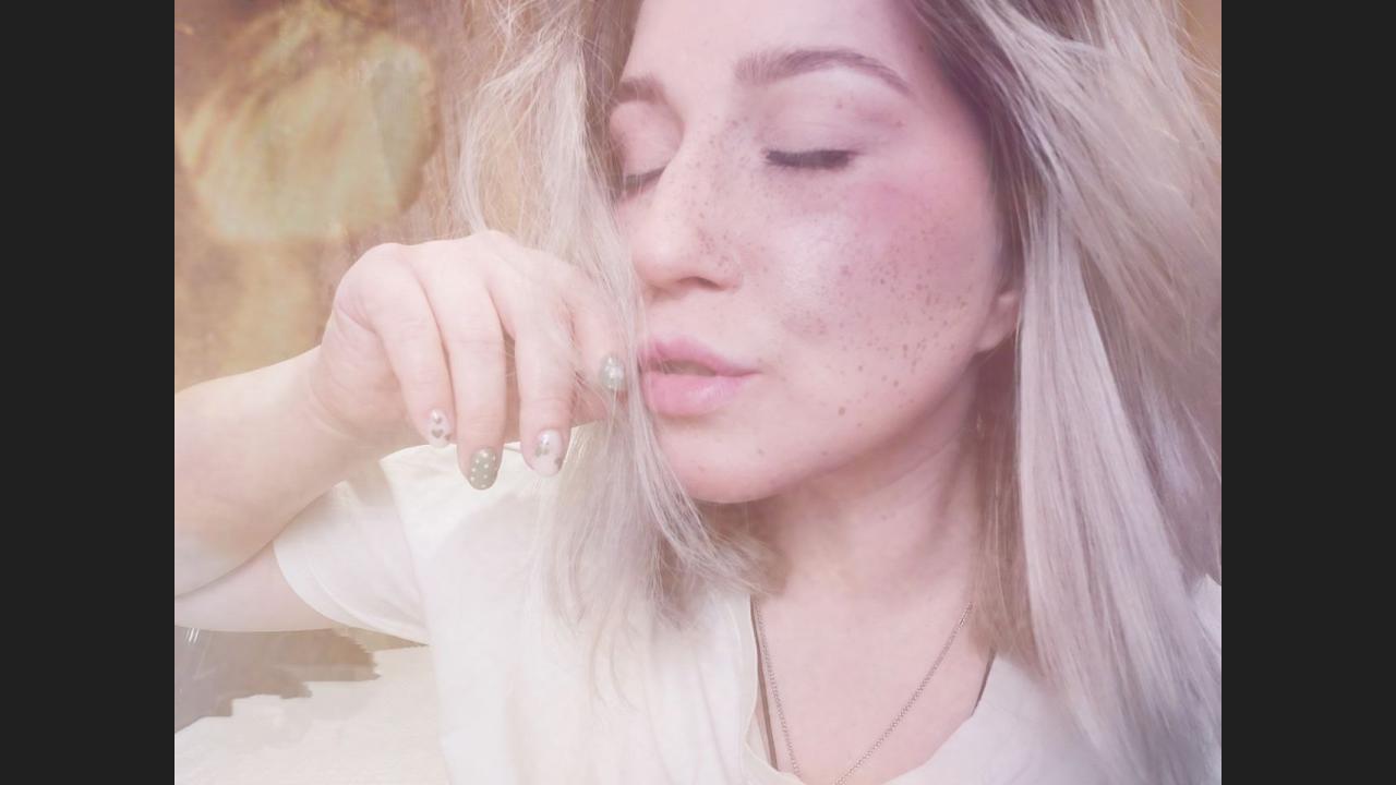 Webcam chat profile for Exclusive: Leather