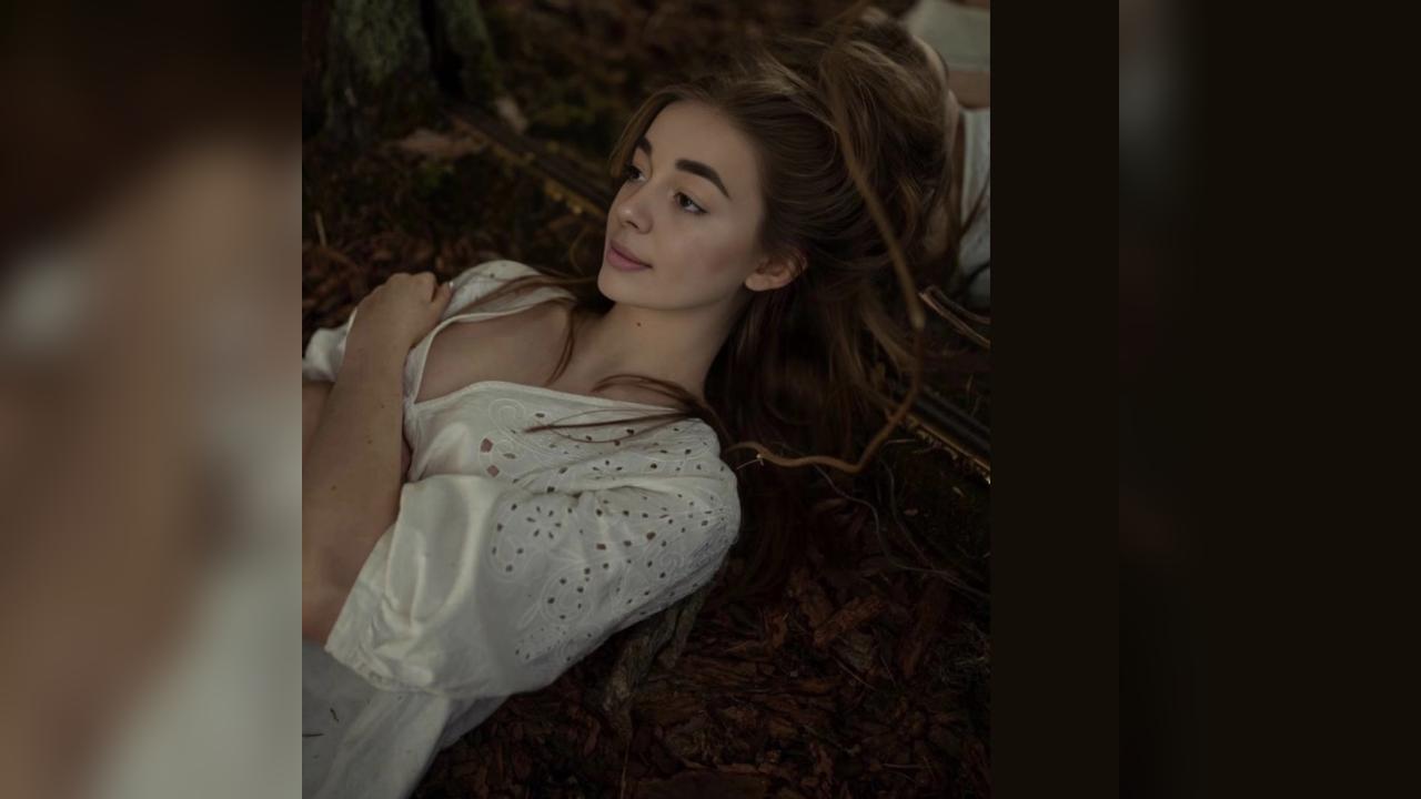 Webcam chat profile for Celestia: Cooking