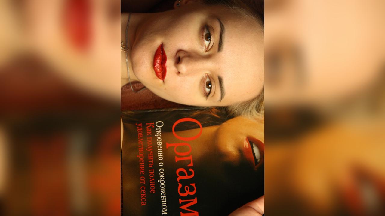 Webcam chat profile for lollyjull: Bondage & discipline