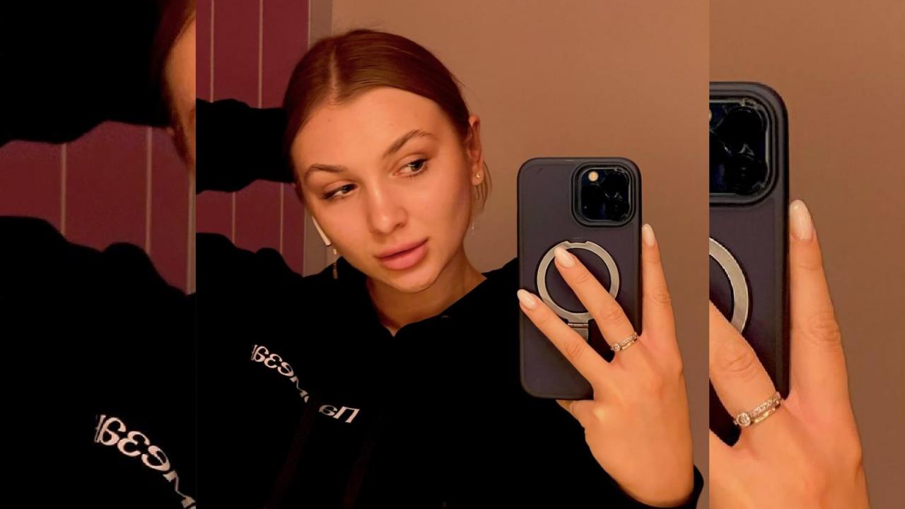 Webcam chat profile for Madllady: Outfits