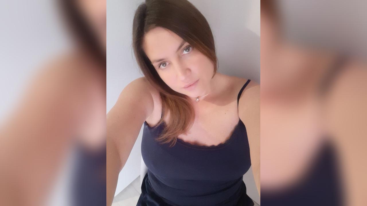 Webcam chat profile for Miladyy