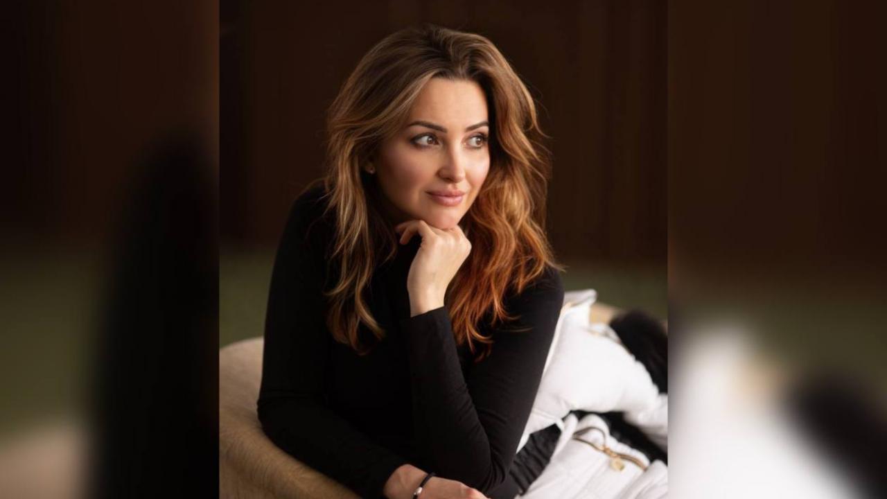 Webcam chat profile for LollyLuxe: Cooking