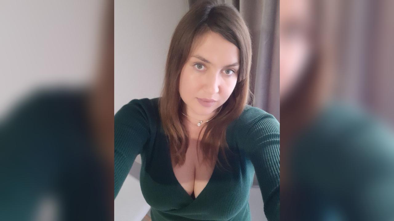 Webcam chat profile for Miladyy