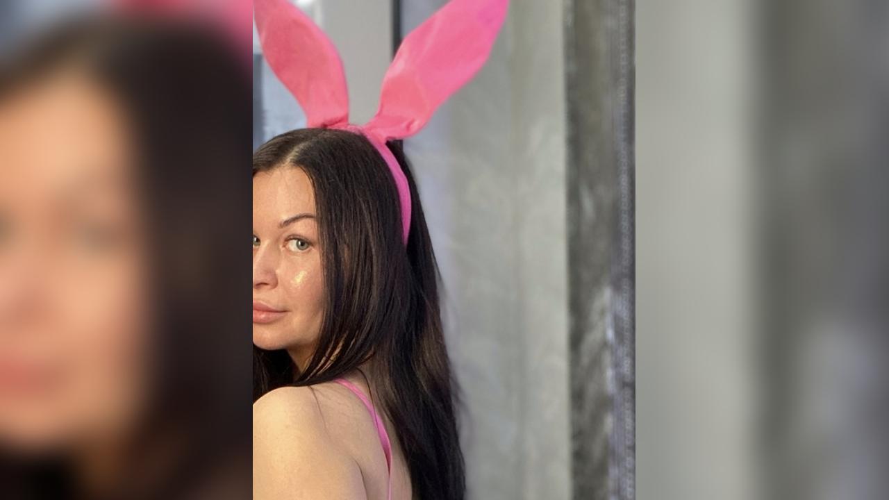 Webcam chat profile for xxxMelisandraxx: Bondage & discipline