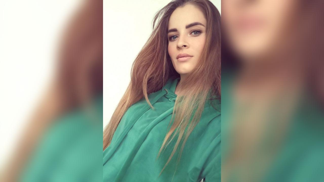 Webcam chat profile for SiennaGlow: Dancing