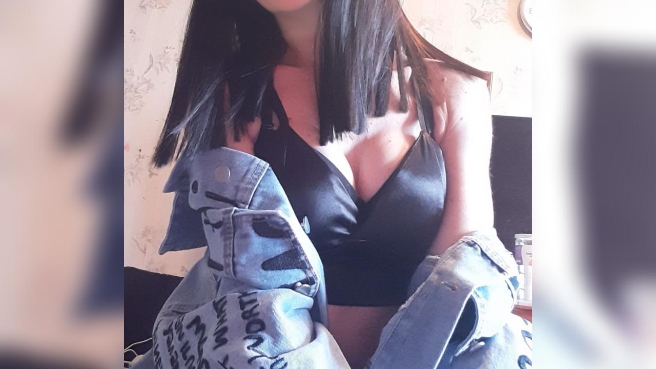 Webcam chat profile for 001Mistress: Foot fetish