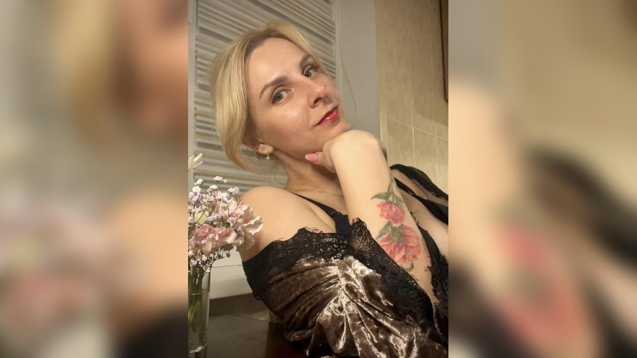 Webcam chat profile for MysteriousSoul: Outfits