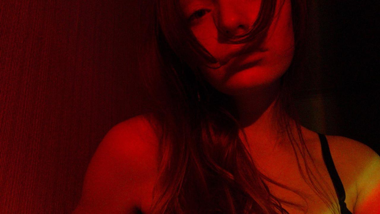 Webcam chat profile for MissKattiee: Nails
