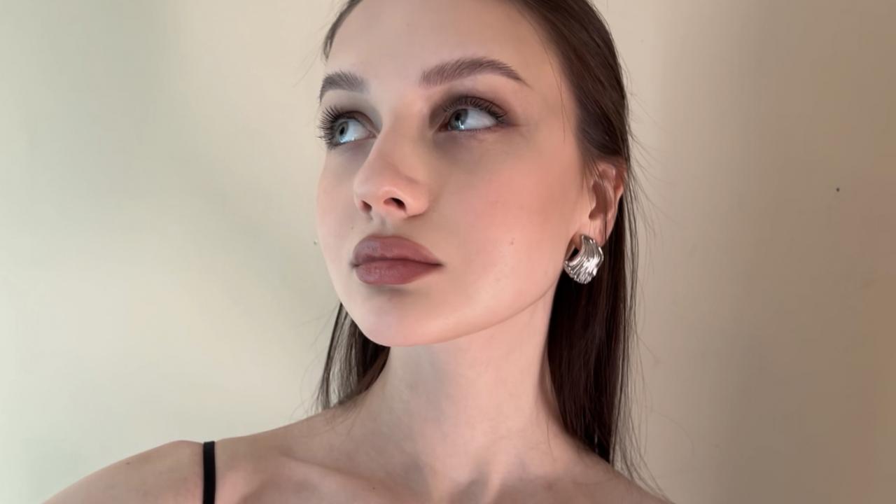 Webcam chat profile for LisaS71: Lingerie & stockings