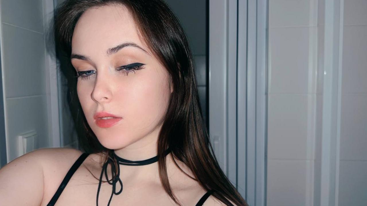 Webcam chat profile for Vonulat: Ask about my Hobbies