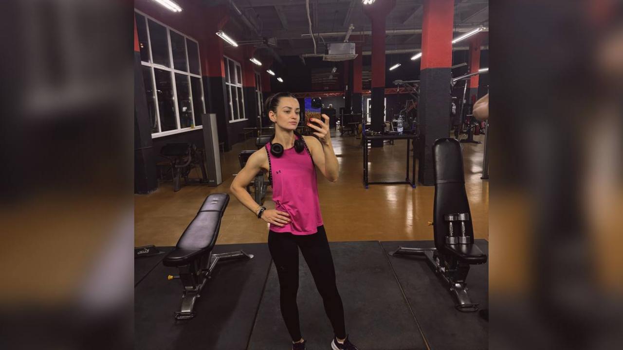 Webcam chat profile for SirenBliss1