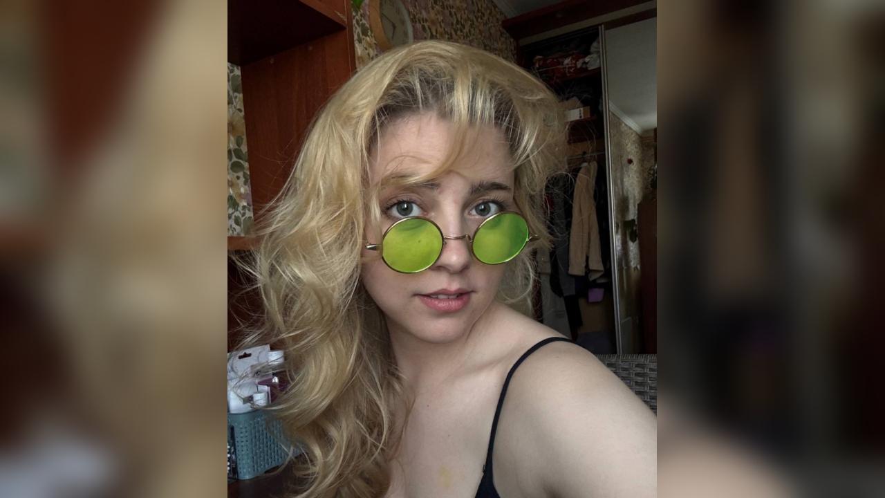 Webcam chat profile for Ro2xanna