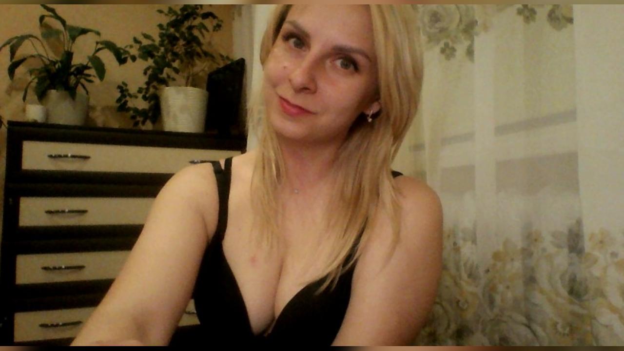 Webcam chat profile for MysteriousSoul: Outfits