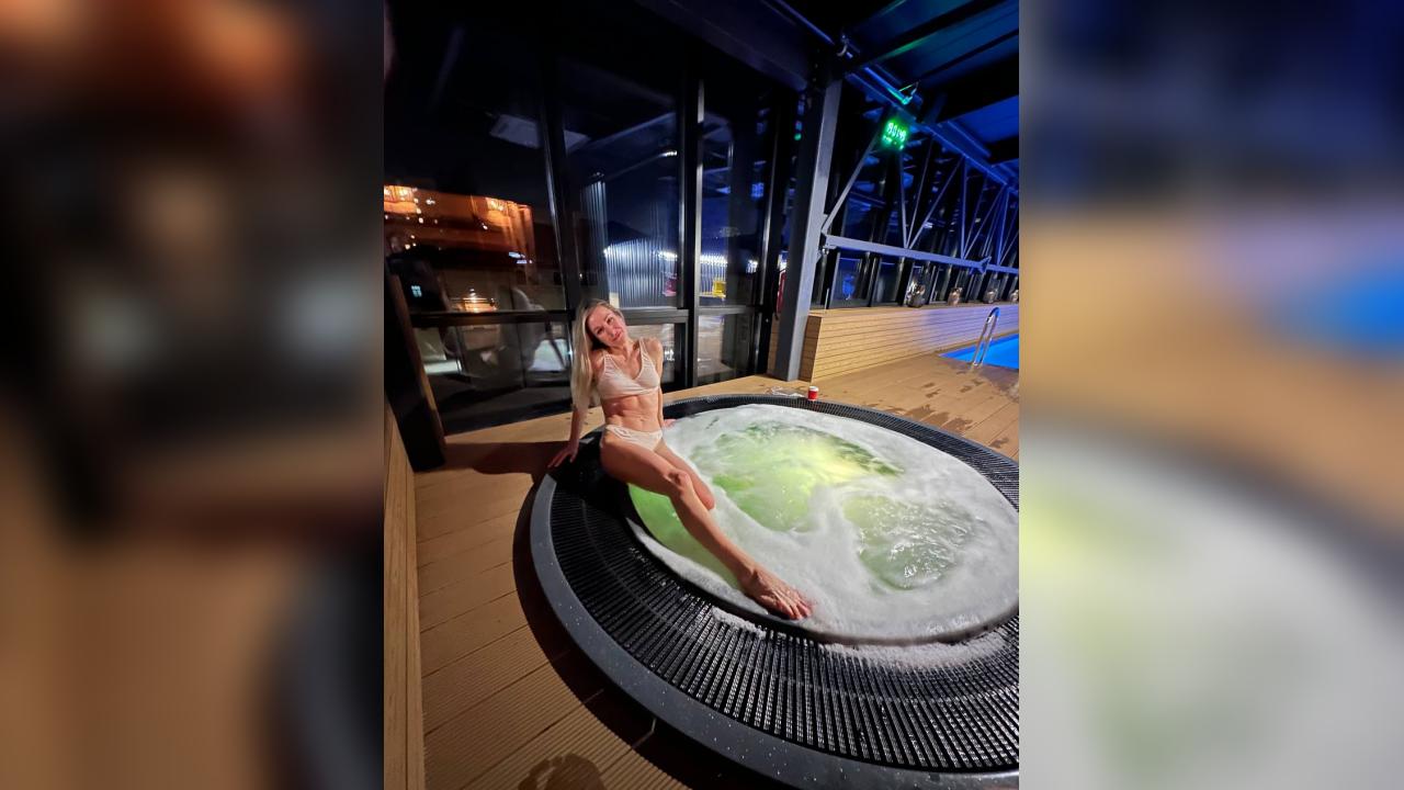 Webcam chat profile for EnchantedRose