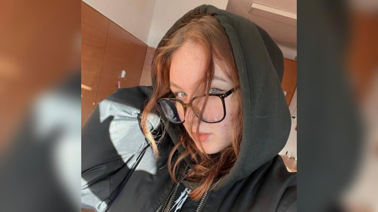 Webcam chat profile for AliceShine: Ask about my Hobbies
