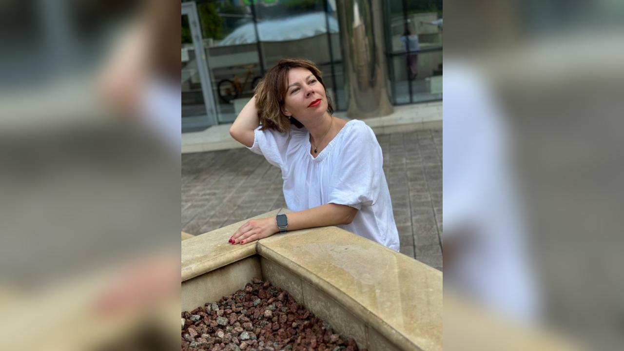 Webcam chat profile for Dinara: Ask about my Hobbies