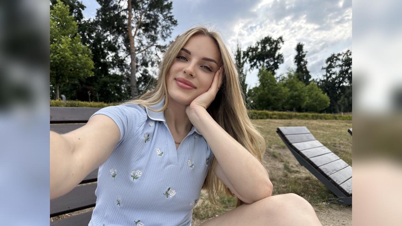 Webcam chat profile for AmistLove1