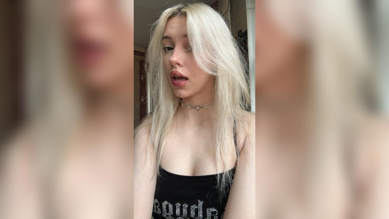 Webcam chat profile for CutiePie: Ask about my Hobbies