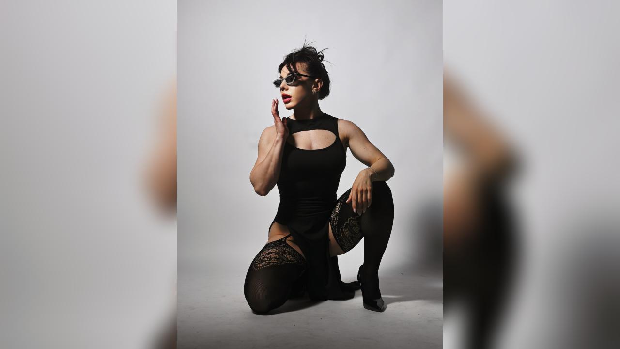 Webcam chat profile for KrissssCharming: Dominatrix