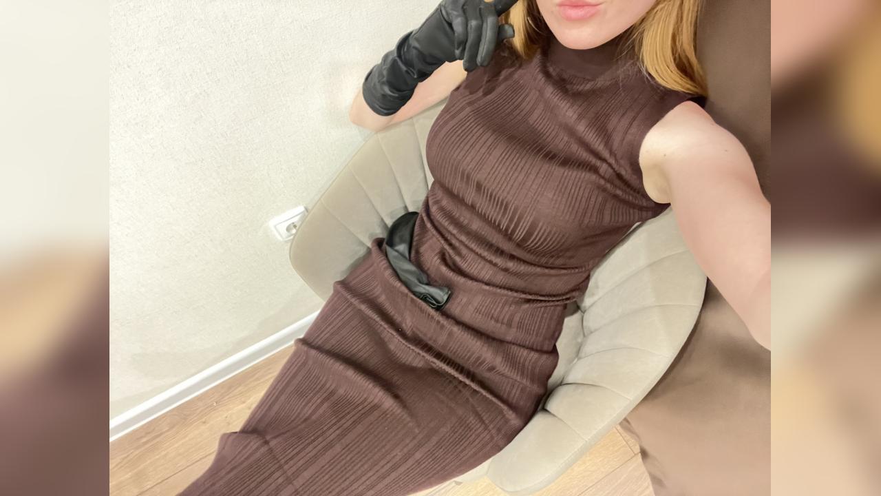 Webcam chat profile for ColdTenderness: Dominatrix