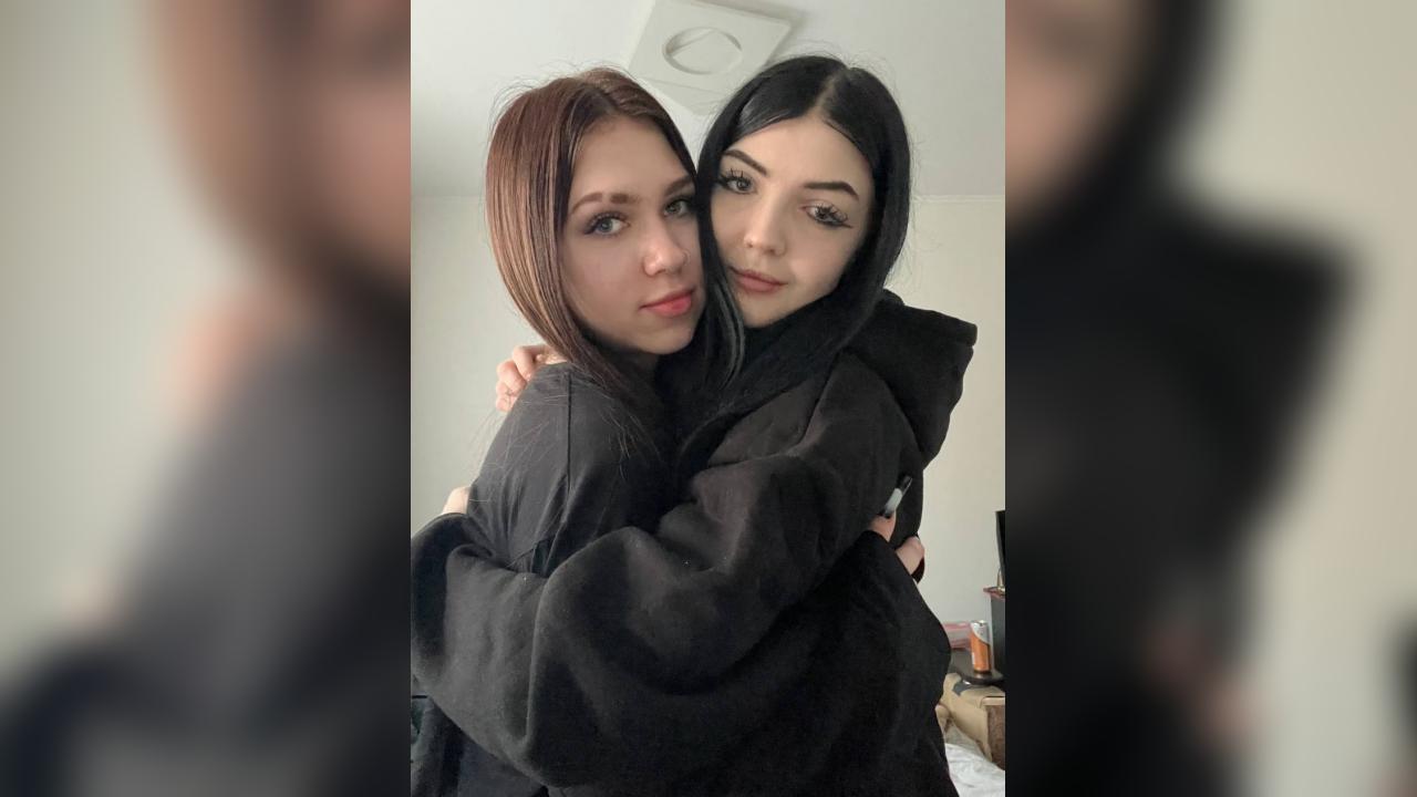 Webcam chat profile for RuthAndJess: Bondage & discipline