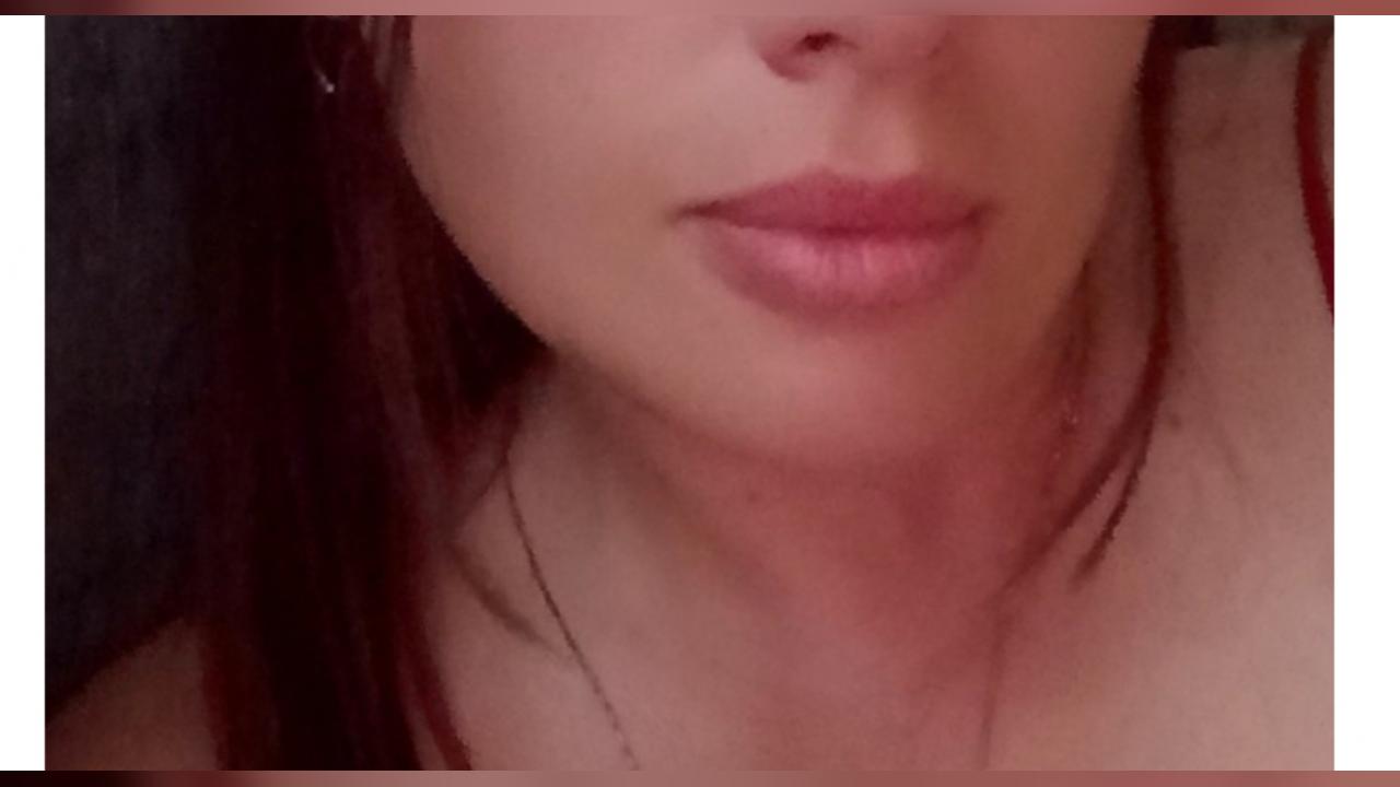 Webcam chat profile for PinkLips: Dancing