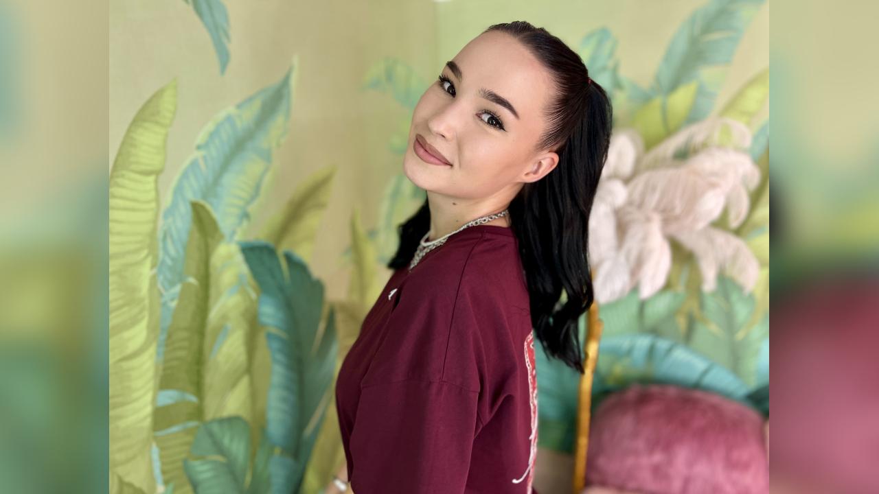 Webcam chat profile for AmandaC89: Lingerie & stockings