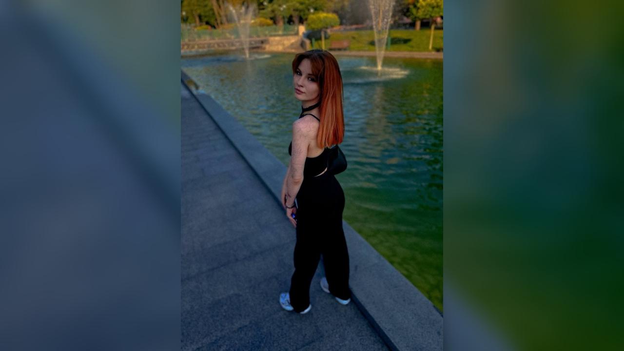 Webcam chat profile for SkylaBreeze: Ask about my Hobbies
