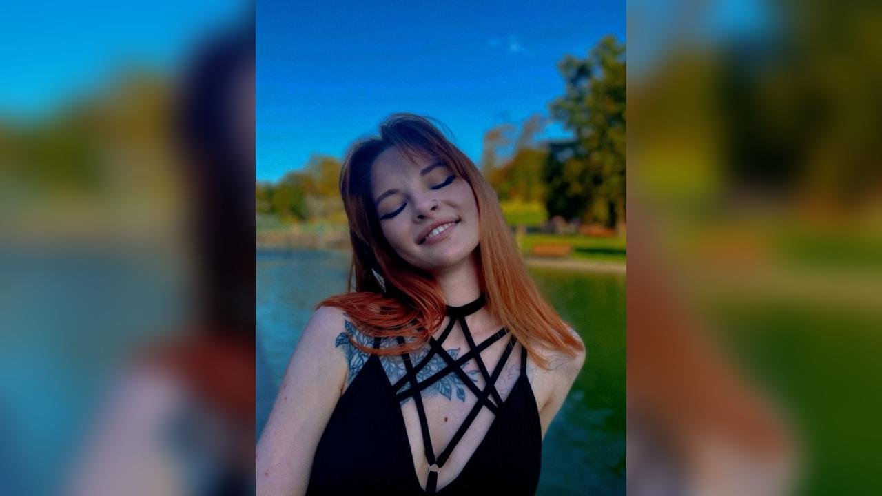 Webcam chat profile for SkylaBreeze: Ask about my Hobbies