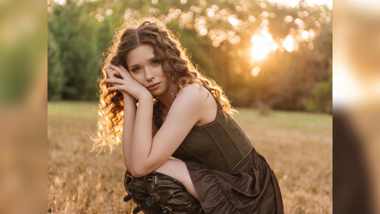 Webcam chat profile for SierraF59: Leather