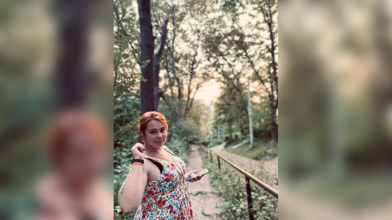 Webcam chat profile for 11PepperGirlll