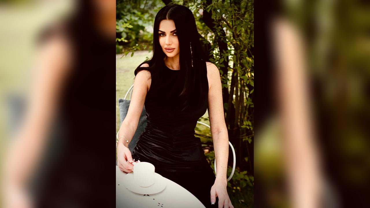 Webcam chat profile for 00Yourlove: Ask about my Hobbies