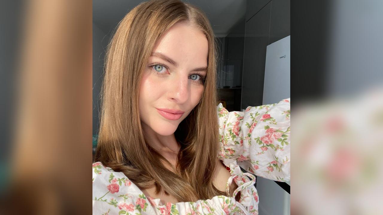 Webcam chat profile for 1HoneyBunny: Dancing