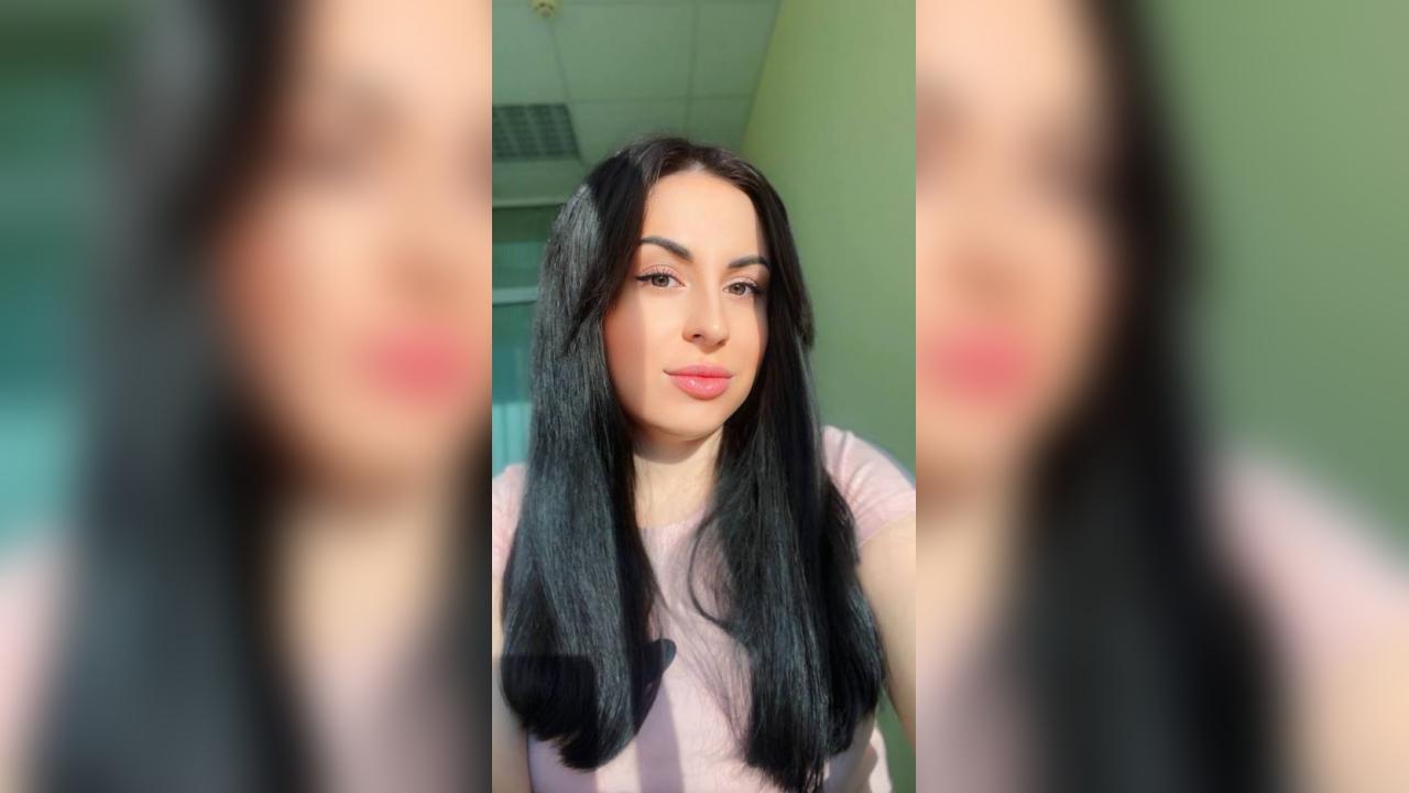 Webcam chat profile for BabyPeach