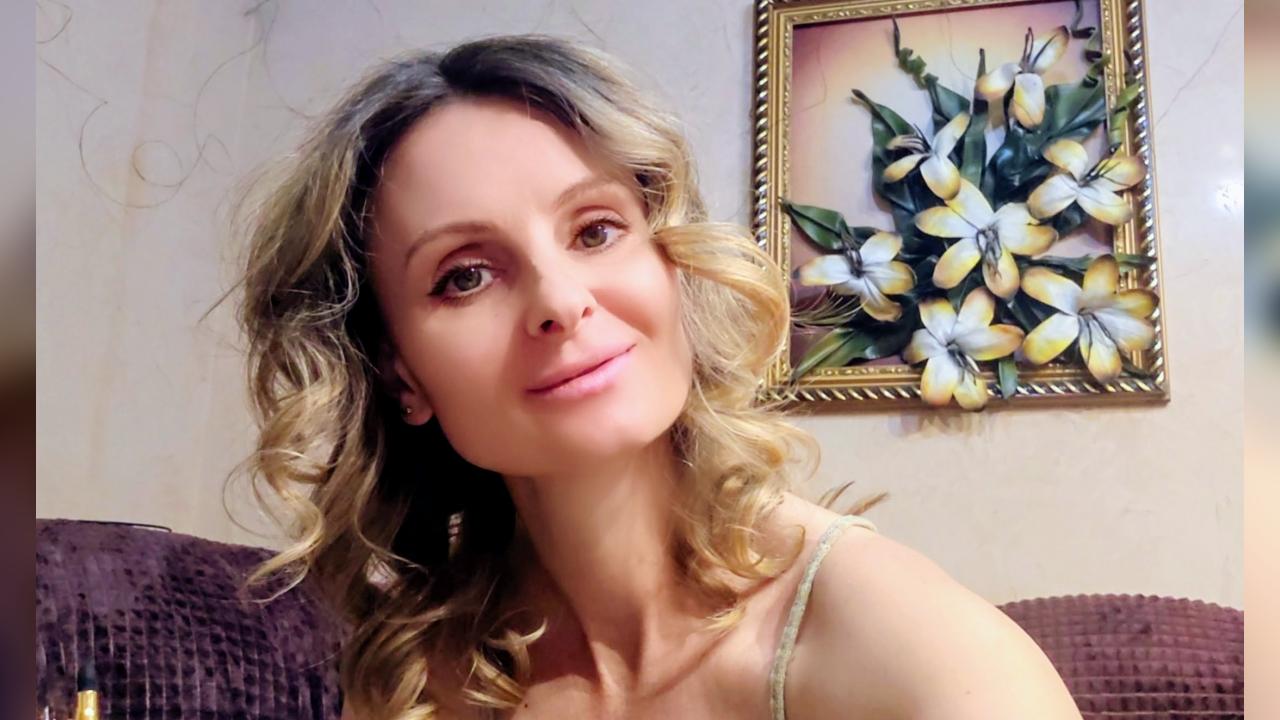 Webcam chat profile for MmmmBeautyyy