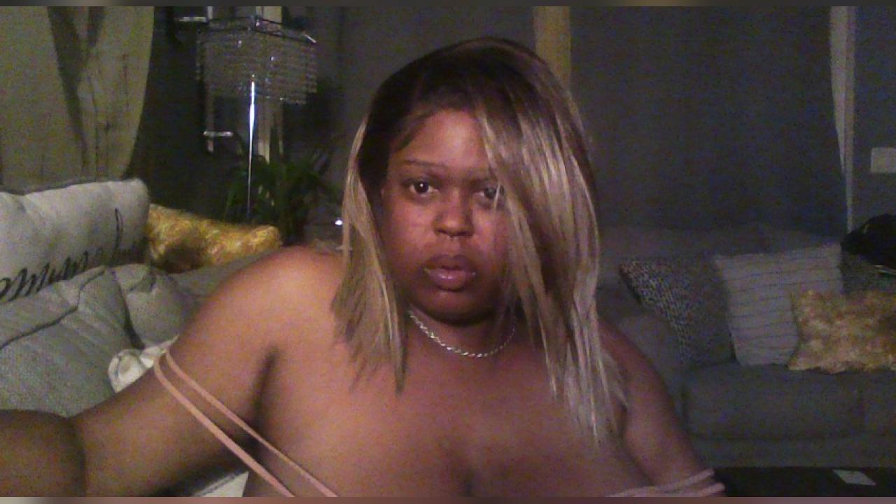 Webcam chat profile for ivy2hotty: Conversation