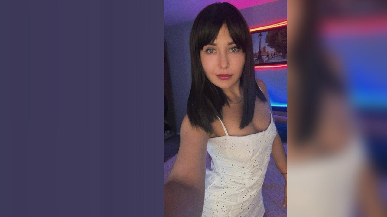 Webcam chat profile for Keldaia: Foot fetish