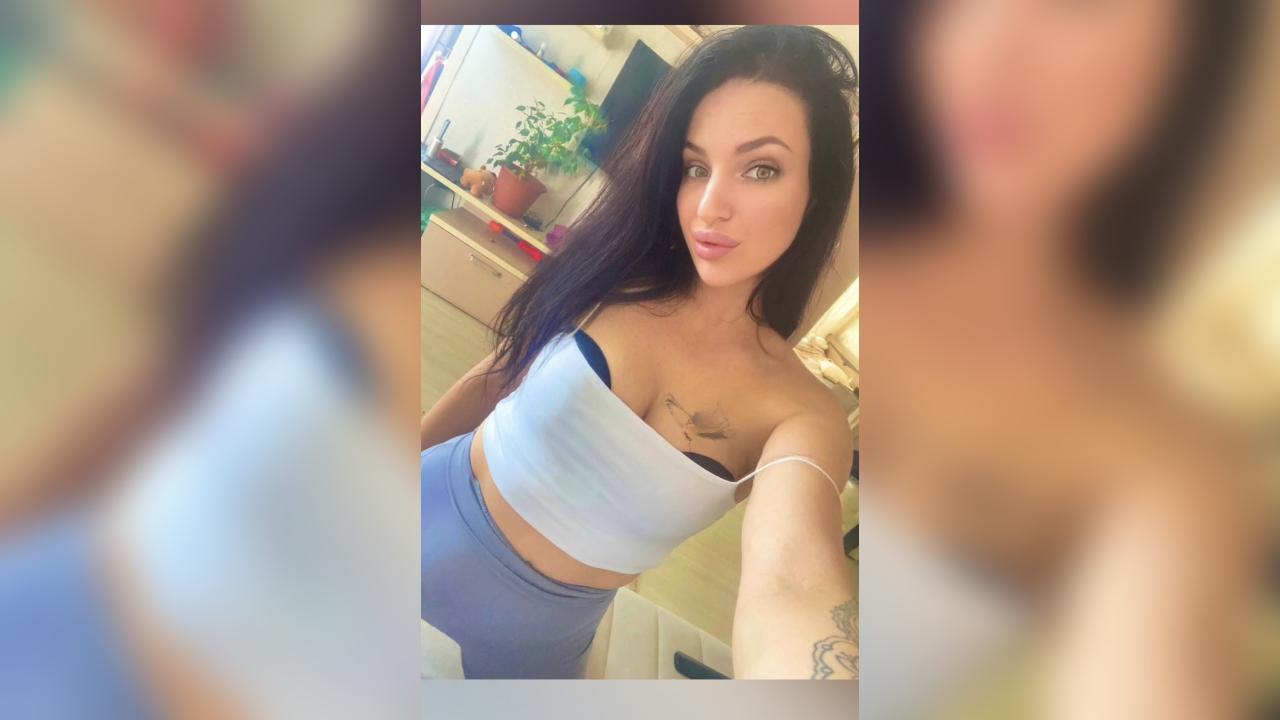 Webcam chat profile for Shakira