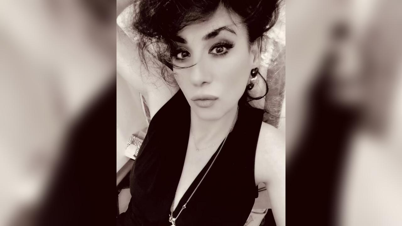 Webcam chat profile for AlyaHarper: Ask about my other interests
